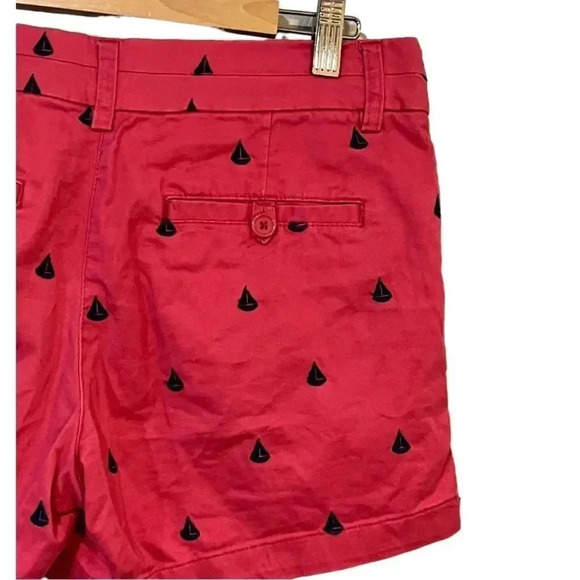 British Khaki size 6 shorts embroidered boats GUC - Picture 4 of 13